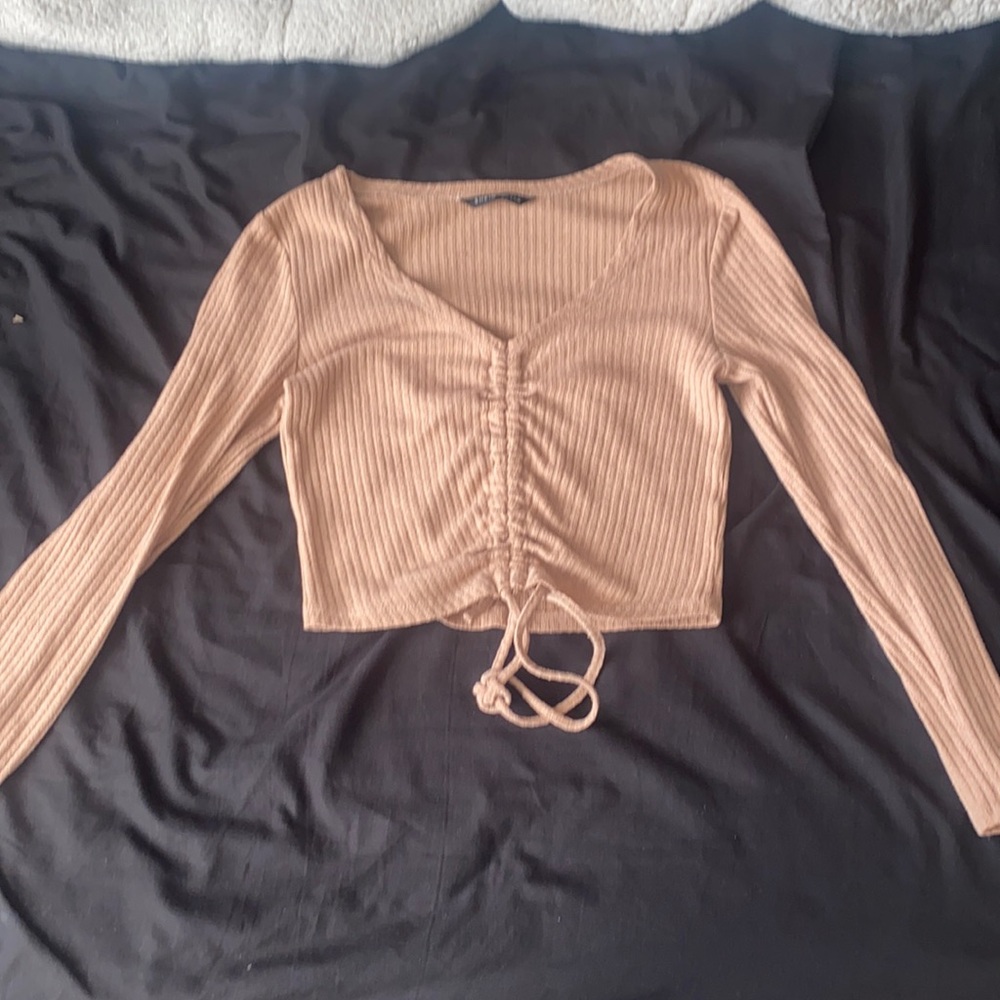 long sleeve crop top
